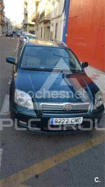 2004 Toyota Avensis