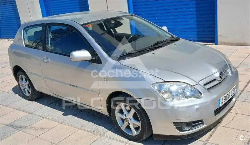 2004 Toyota COROLLA