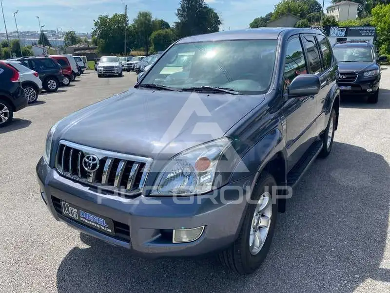 2004 Toyota LAND CRUISER