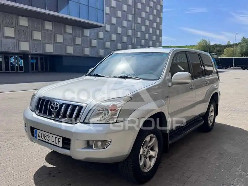 2004 Toyota LAND CRUISER