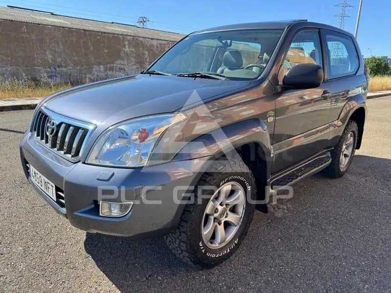 2004 Toyota LAND CRUISER