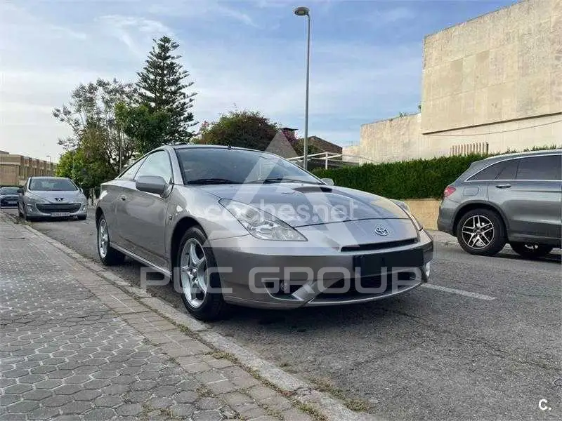 2004 Toyota CELICA