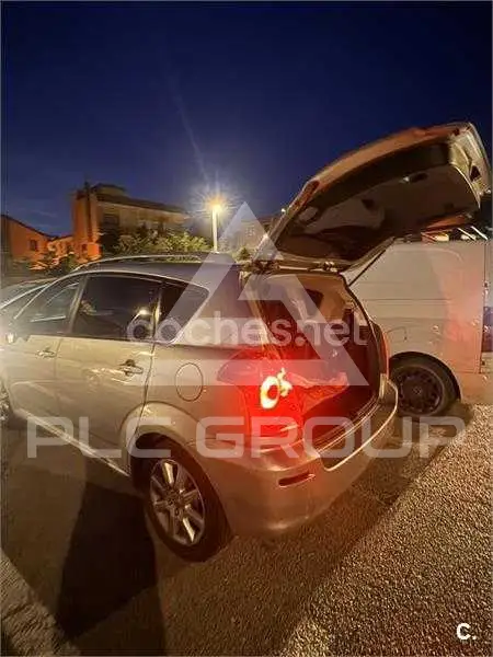 2004 Toyota COROLLA
