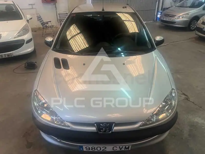 2004 Peugeot 206