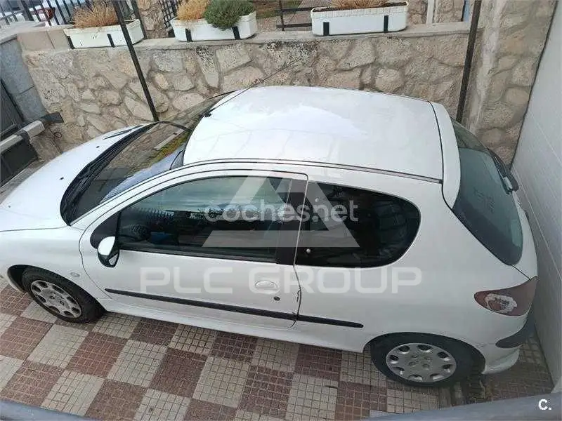 2004 Peugeot 206