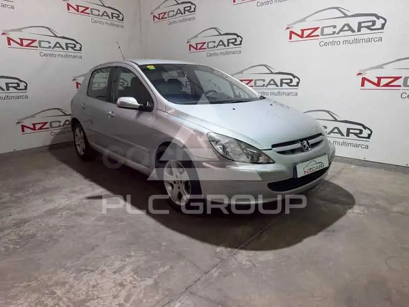 2004 Peugeot 307