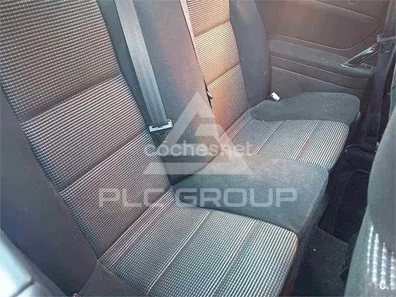 2004 Peugeot 307