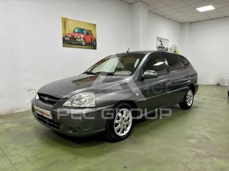 2004 KIA Rio