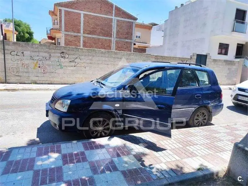 2004 KIA Carens