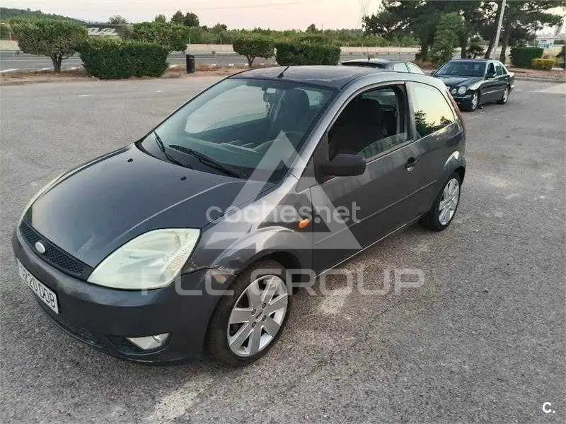 2004 Ford FIESTA