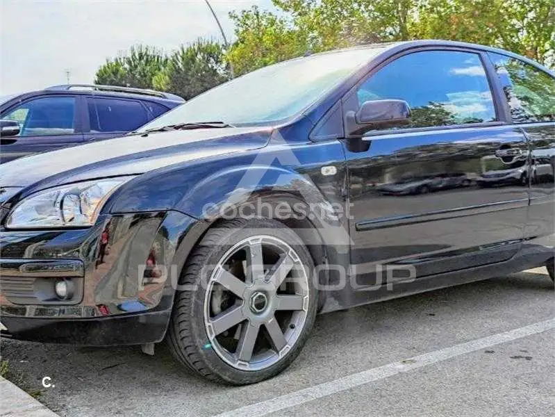 2004 Ford FOCUS