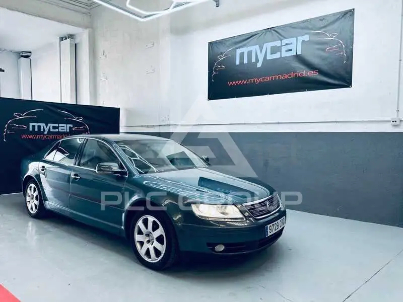 2004 Volkswagen PHAETON