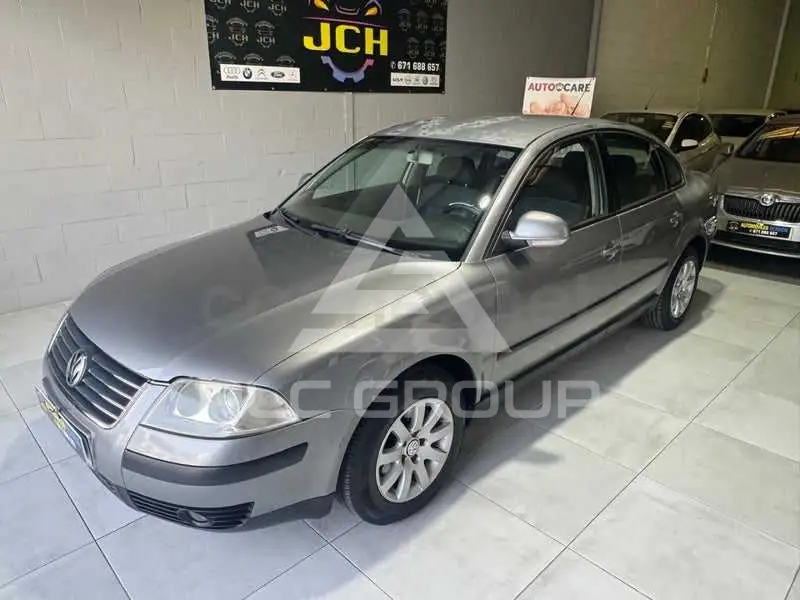 2004 Volkswagen Passat