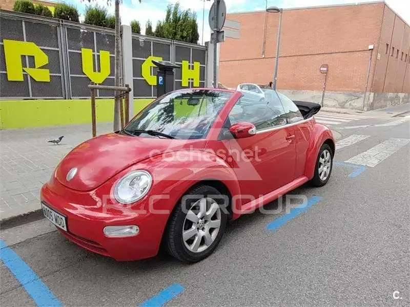 2004 Volkswagen BEETLE