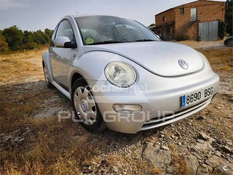 2004 Volkswagen BEETLE