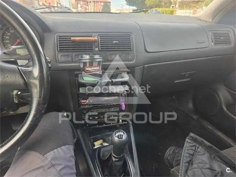 2004 Volkswagen GOLF