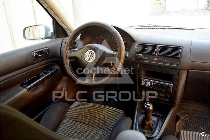 2004 Volkswagen GOLF