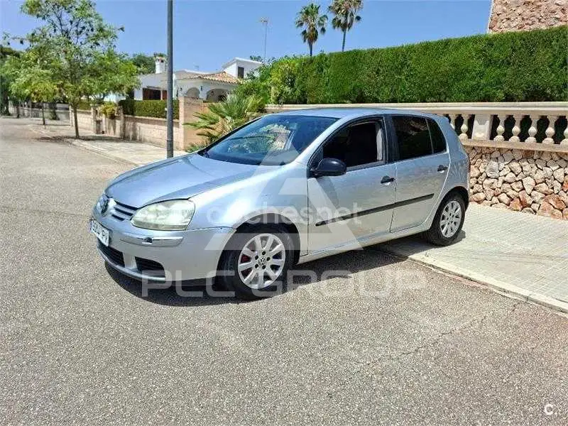 2004 Volkswagen GOLF