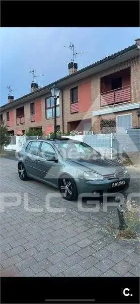 2004 Volkswagen GOLF