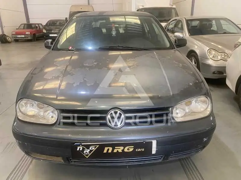 2004 Volkswagen GOLF