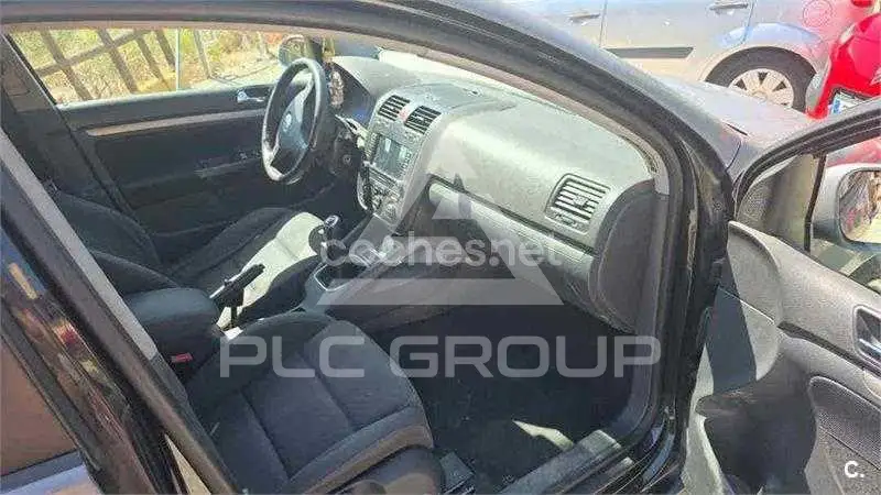 2004 Volkswagen GOLF