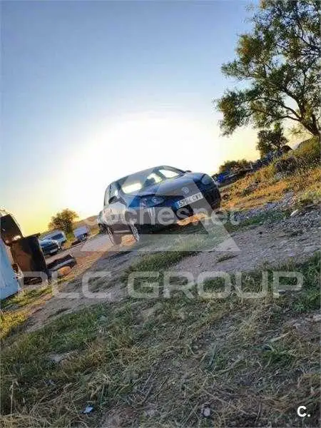 2004 Volkswagen GOLF
