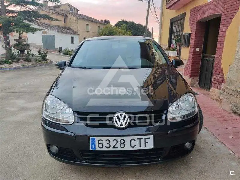 2004 Volkswagen GOLF