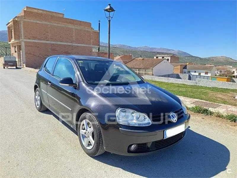 2004 Volkswagen GOLF