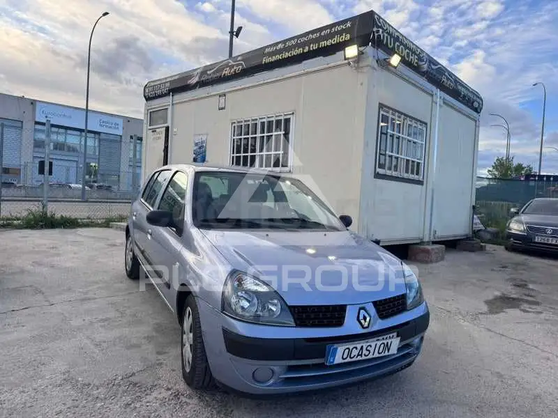 2004 Renault Clio