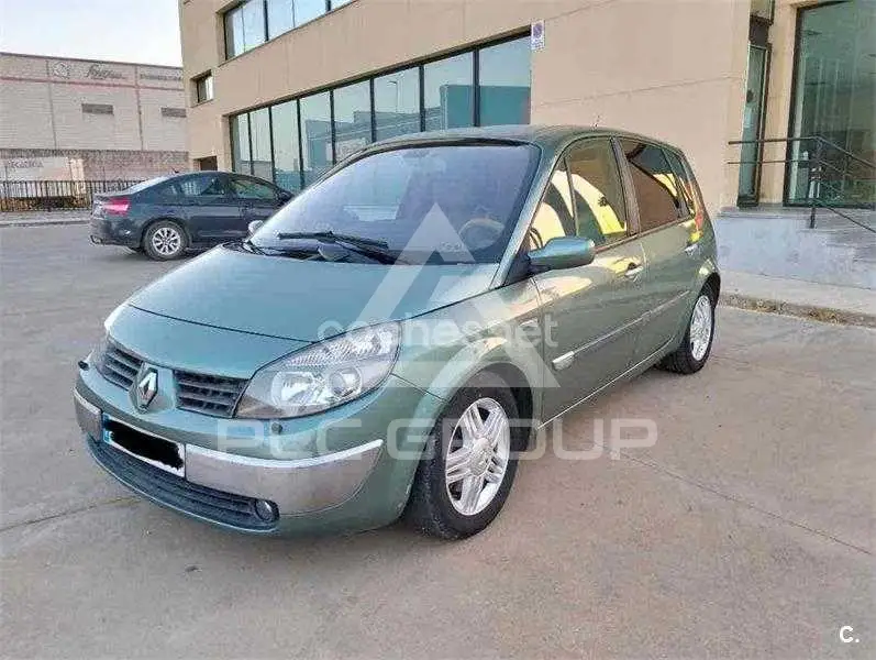2004 Renault Scenic