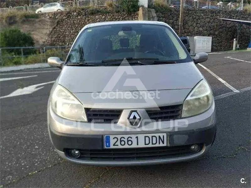 2004 Renault Scenic