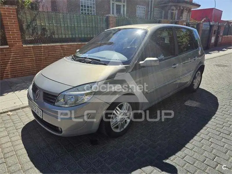 2004 Renault Scenic