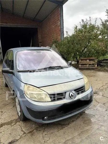 2004 Renault Scenic
