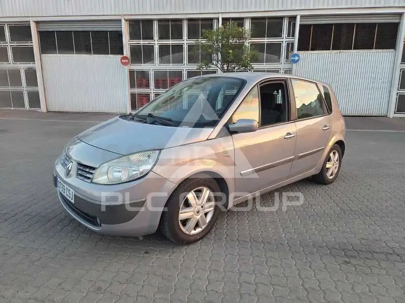 2004 Renault Scenic