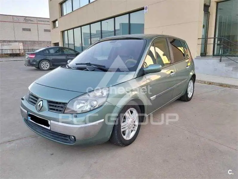2004 Renault Scenic