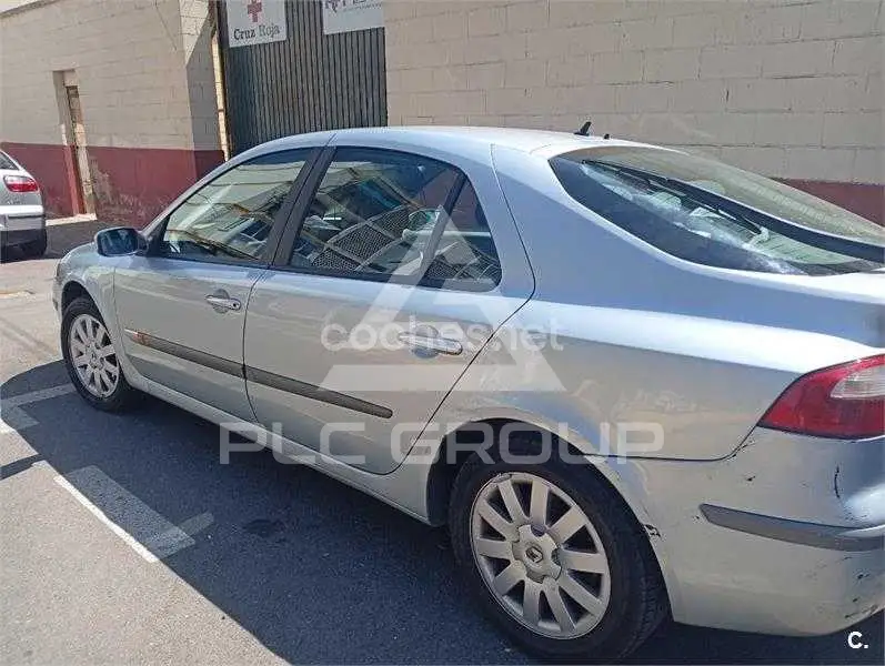 2004 Renault Laguna