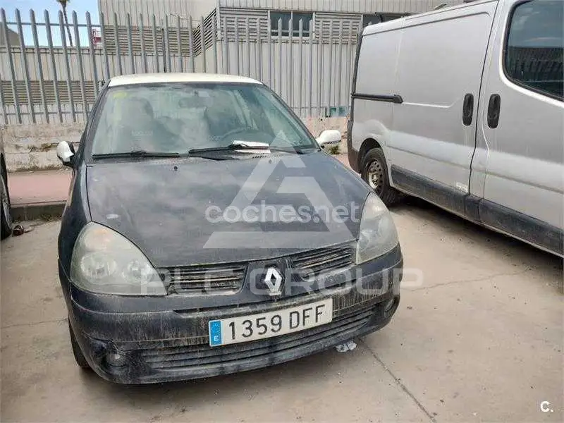 2004 Renault Clio