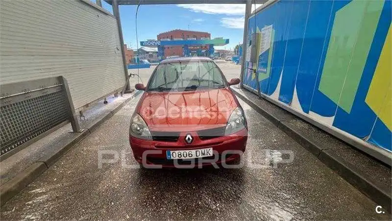 2004 Renault Clio