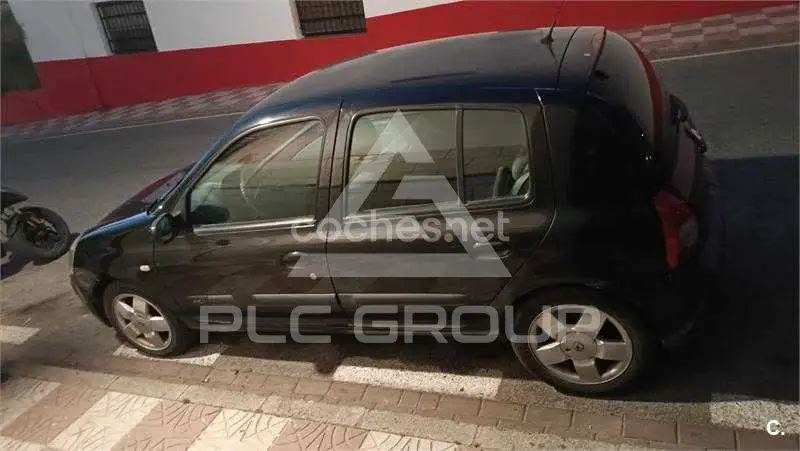 2004 Renault Clio