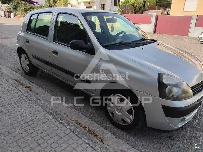 2004 Renault Clio