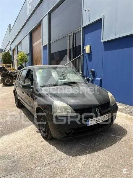2004 Renault Clio
