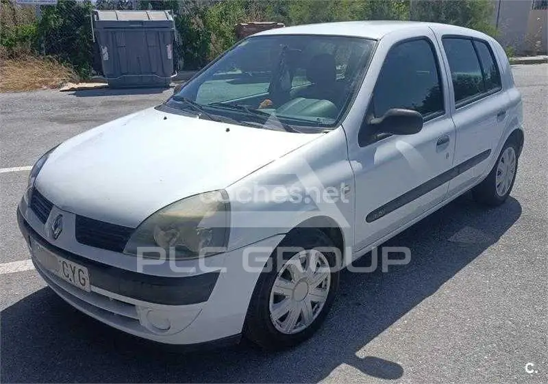 2004 Renault Clio