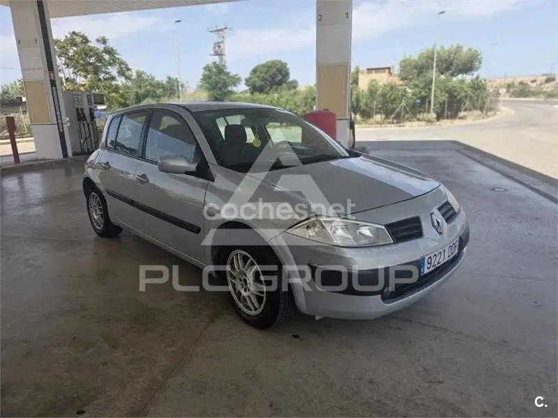 2004 Renault Megane