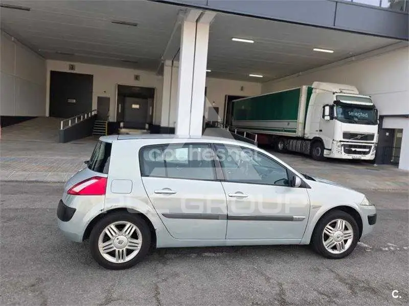 2004 Renault Megane