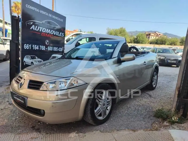 2004 Renault Megane