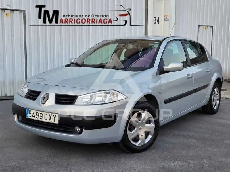 2004 Renault Megane