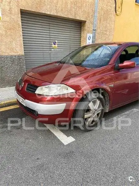2004 Renault Megane