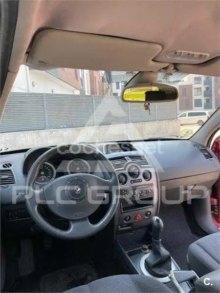 2004 Renault Megane