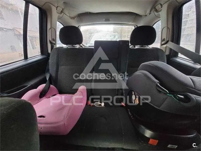 2004 Opel ZAFIRA