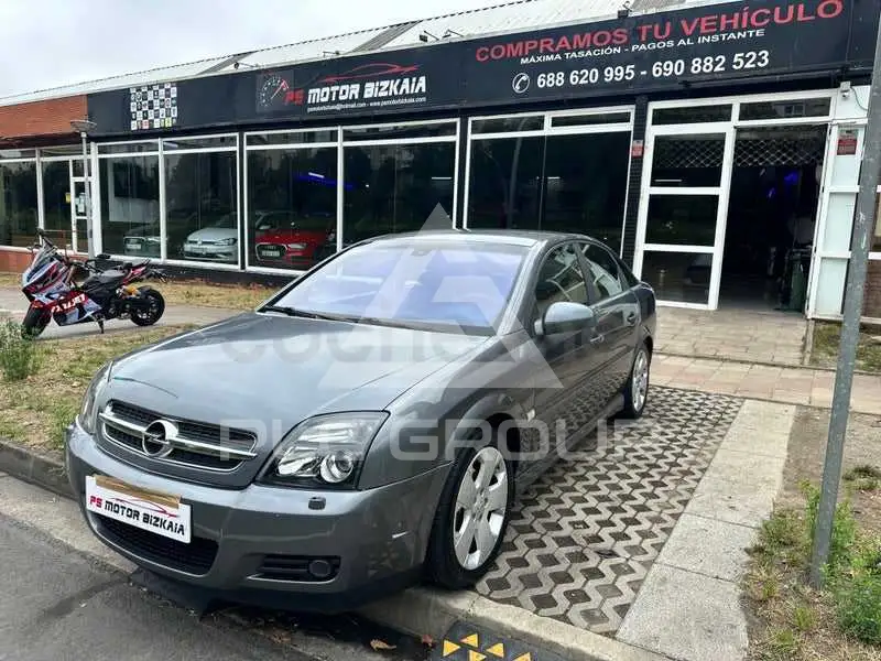 2004 Opel Vectra